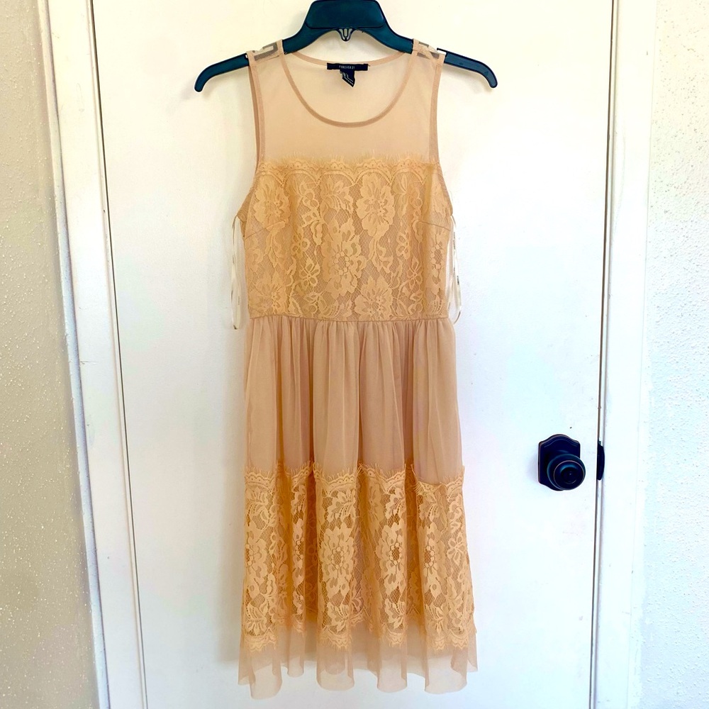 Forever 21 cream lace midi dress